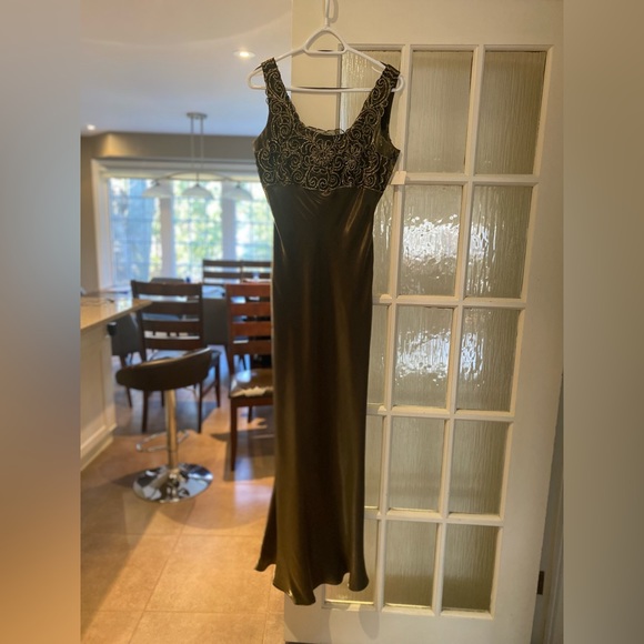 NEW Floor Length Dress Bronze Satin Gold Lace Size 11/12 - Picture 6 of 11